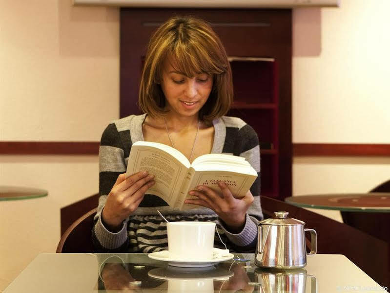 Ibis Creil Sur Oise Hotel Villers-Saint-Paul Екстериор снимка
