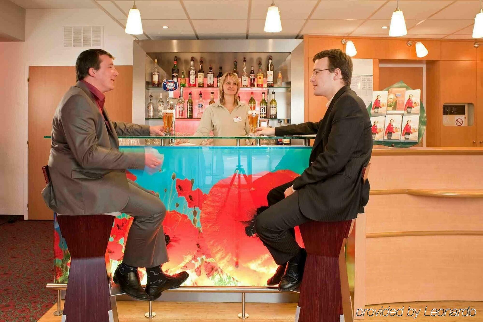 Ibis Creil Sur Oise Hotel Villers-Saint-Paul Екстериор снимка
